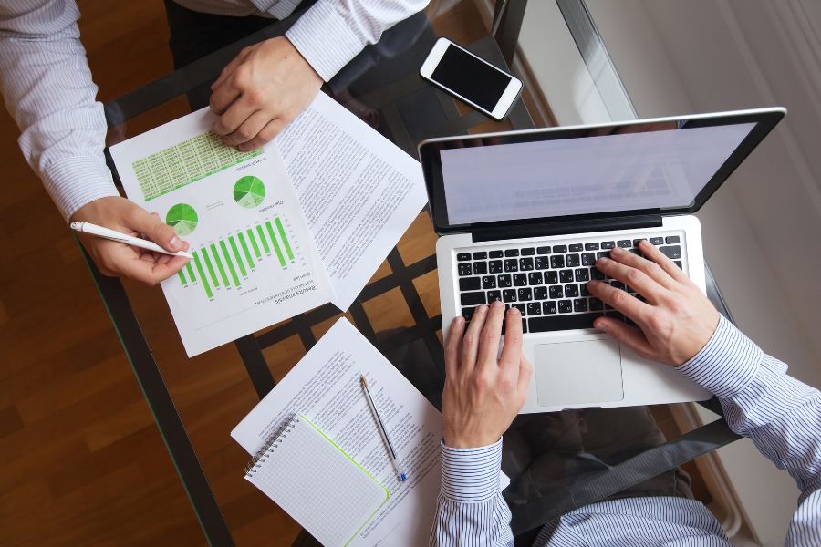 Curso de Incoterms 2020 online impartido por IMECE en marzo con enfoque en comercio exterior y gestión de riesgos
