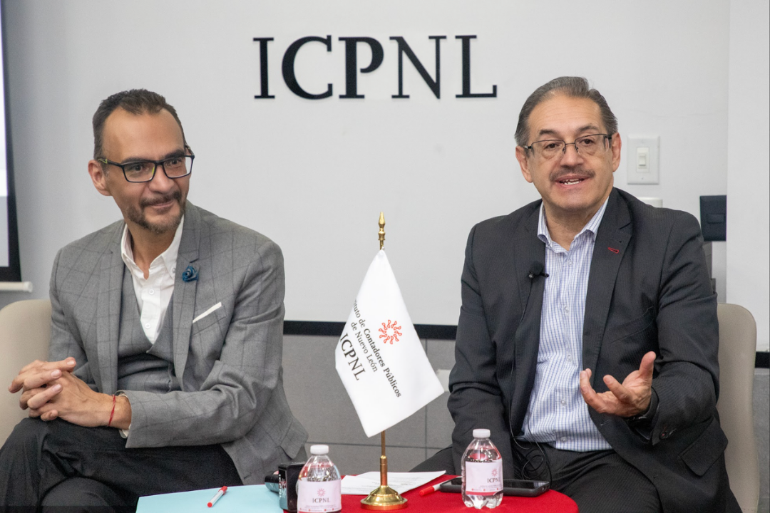 Proceso de digitalización del SAT en México que modernizó la administración tributaria y los servicios para contribuyentes